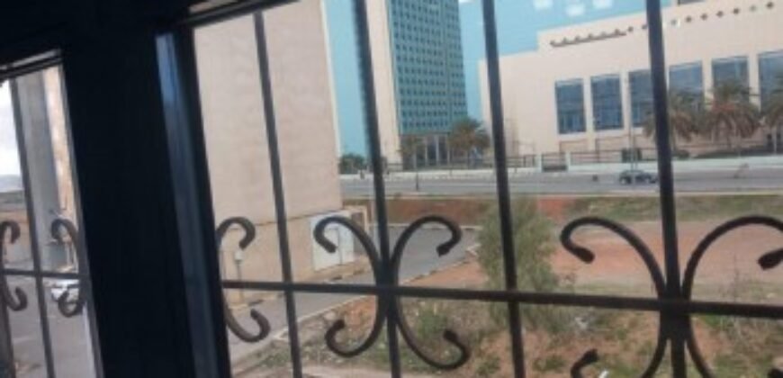 Vente f3 enface meridien akid lotefi
