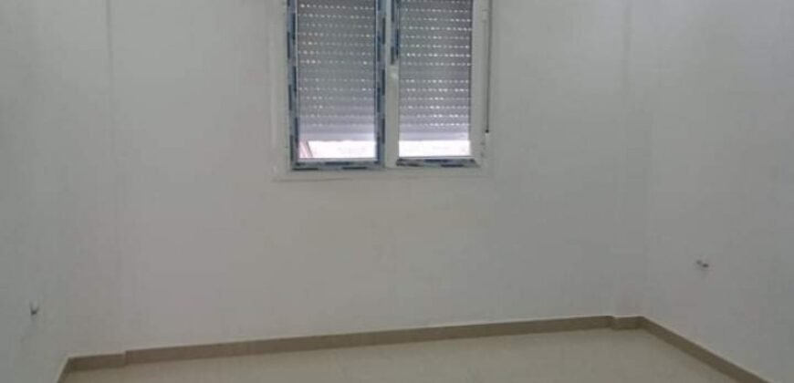 magnifique appartement a vendre à oran f3 hai Yasmine magnifique appartement a vendre à oran f3 hai Yasmine