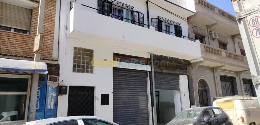 Vente Villa Oran Oran 4.50 Milliards Fixe
